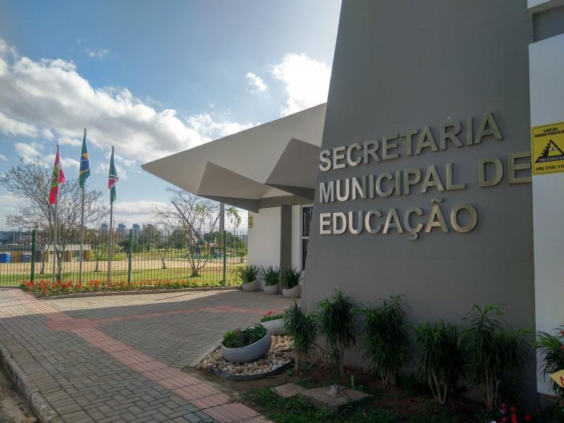 Criciúma: Rede Municipal de Ensino se prepara para volta às aulas