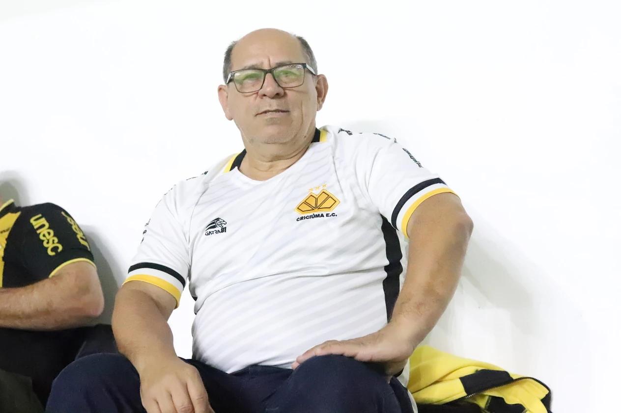 Torcida carvoeira sai frustrada com mais uma derrota na Série B