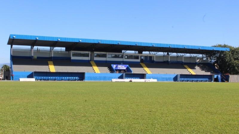 Caravaggio realiza ação especial para jogo contra o Criciúma
