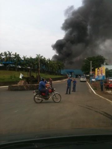 Incêndio destrói parte de empresa no distrito de Caravaggio