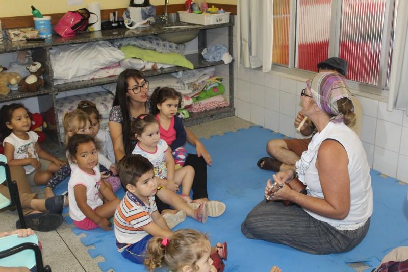 Apresentações artísticas garantem alegria na Colônia de Férias