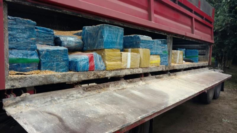 Operação apreende cinco toneladas de maconha em carreta que viria para o Sul