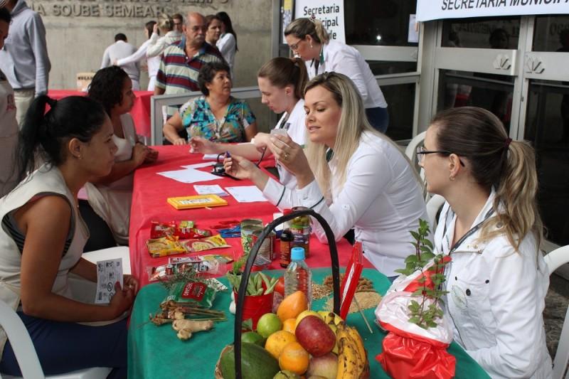 Pinheirinho recebe 1ª edição do Varal Solidário