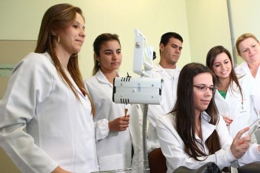 Clínicas Integradas da Unesc iniciam agendamento das consultas de nutrição e especialidades médicas