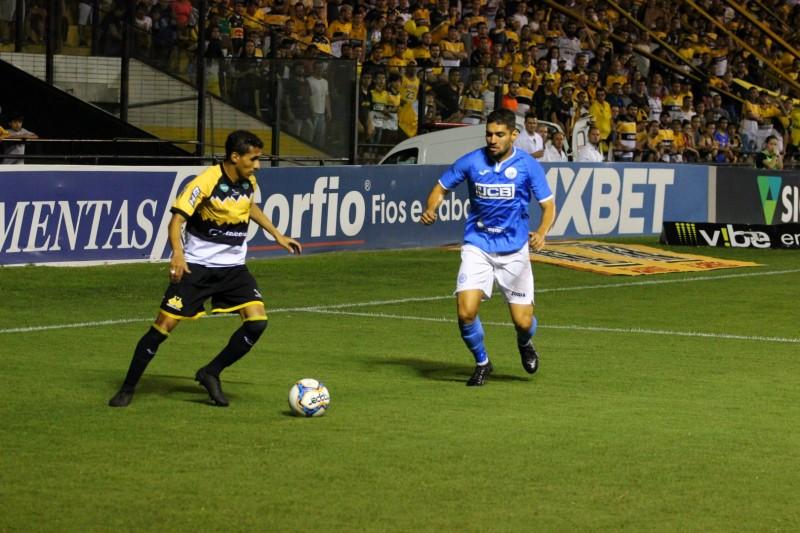 Andrew e Luiz estão fora da partida contra o Operário nesta terça-feira 
