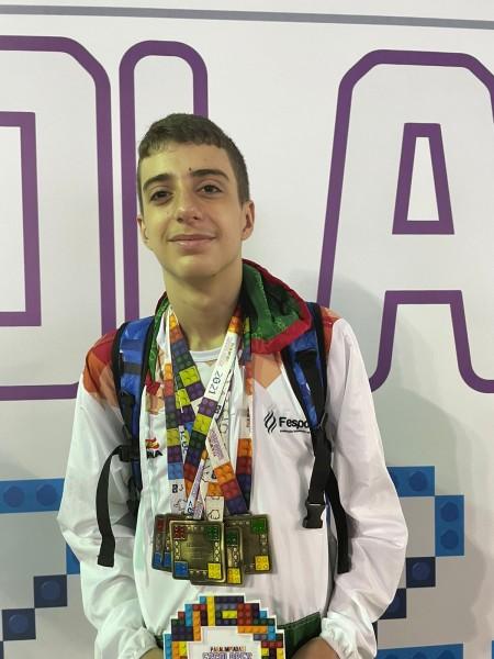 Nicolas Fonseca Coelho volta a competir e traz medalhas para Criciúma