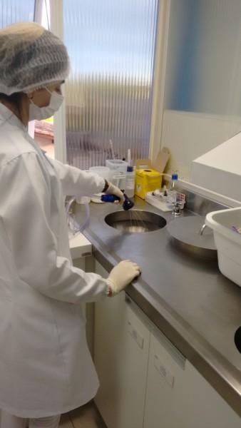 Empresa reutiliza água de ar condicionado em limpeza