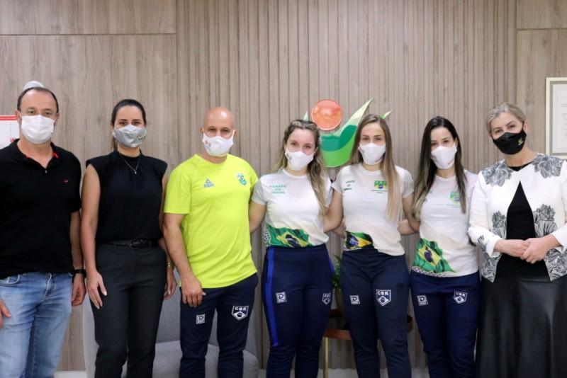 Acadêmicas da Unesc disputam Liga Mundial de Karatê no Egito