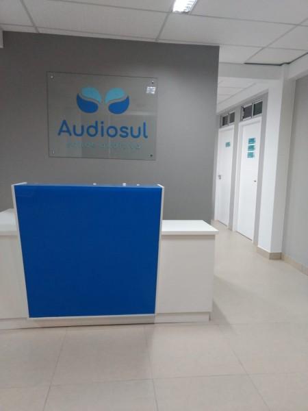 Reabilitação auditiva poderá ser feita pelo SUS
