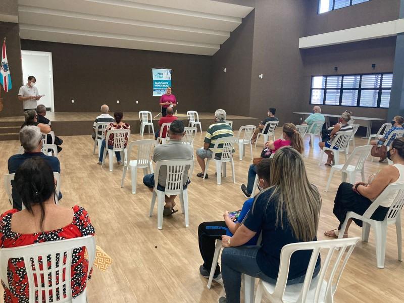 Secretaria de Saúde entrega 180 ordens para realização de exames