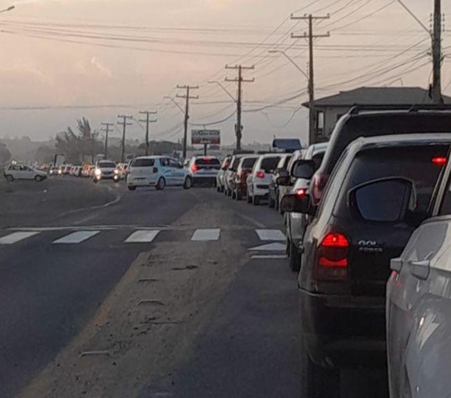 SC-445 registra filas no fim de tarde de domingo