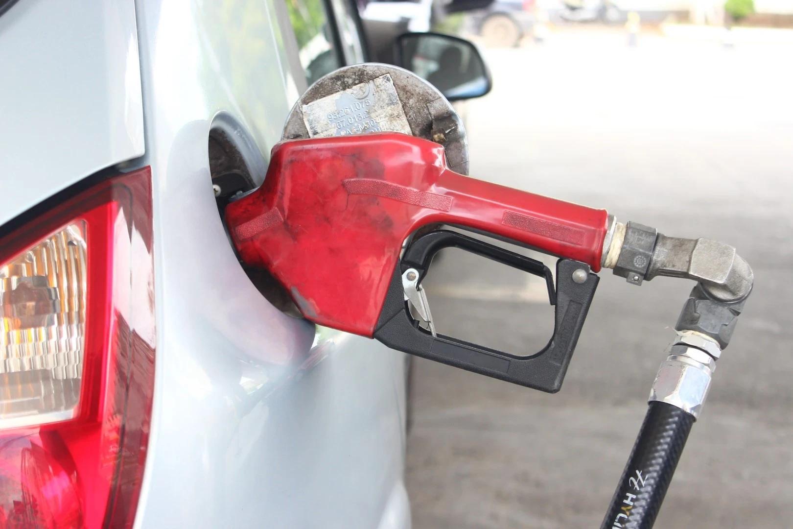 Preço médio na gasolina comum aumentou R$ 0,13 em Criciúma, aponta ANP