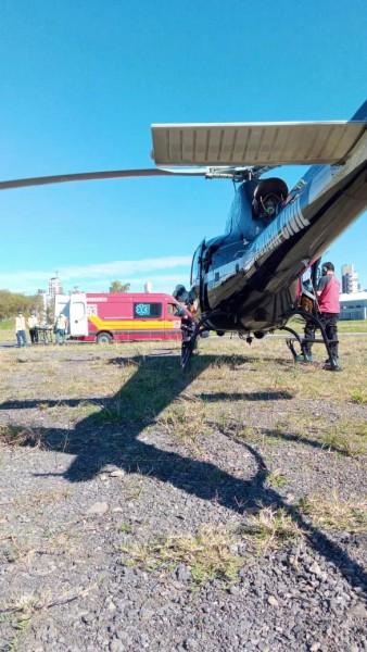 Queda de árvore deixa homem com fratura na perna em Rio Fortuna