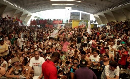 Estudantes Sul catarinenses participaram do 14º Coneb e da 8º Bienal da Une em Pernambuco 