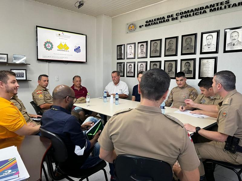 PM e representantes de clubes tem reunião sobre a volta da torcida aos estádios