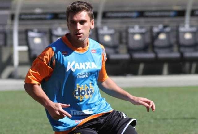 Ivo crê que momento é oportuno para reencontrar o seu futebol