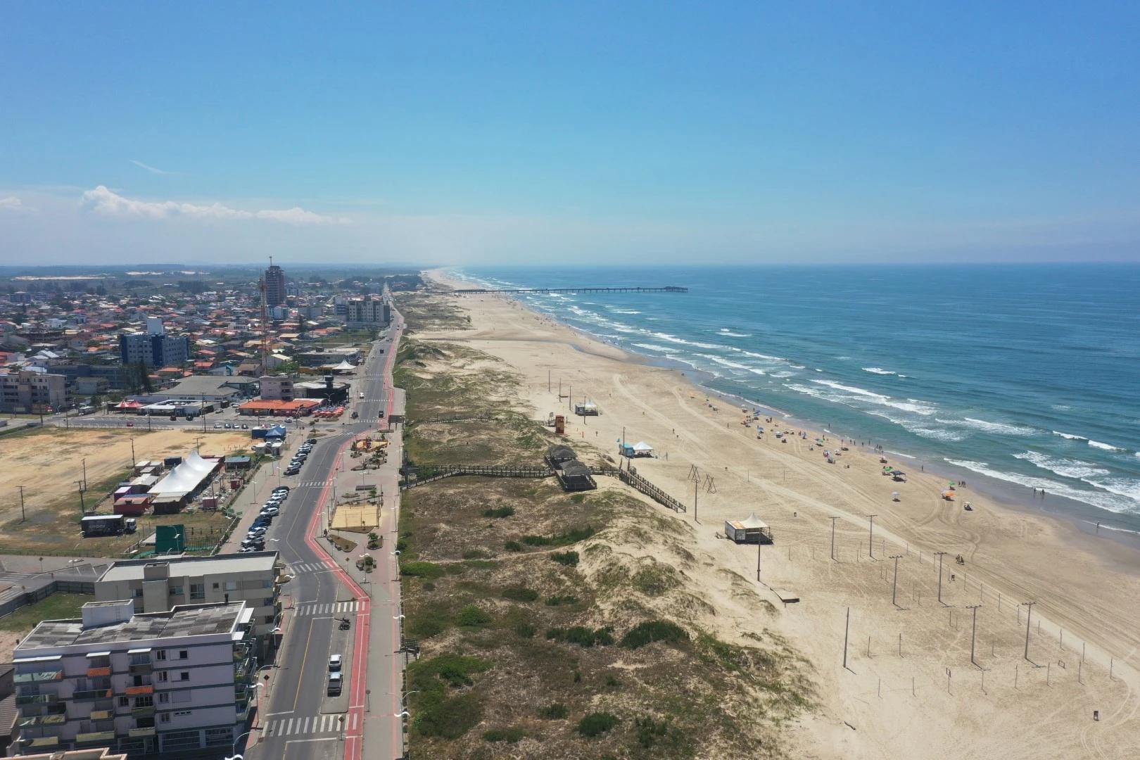 Balneário Rincão recebe encontro de parapentes