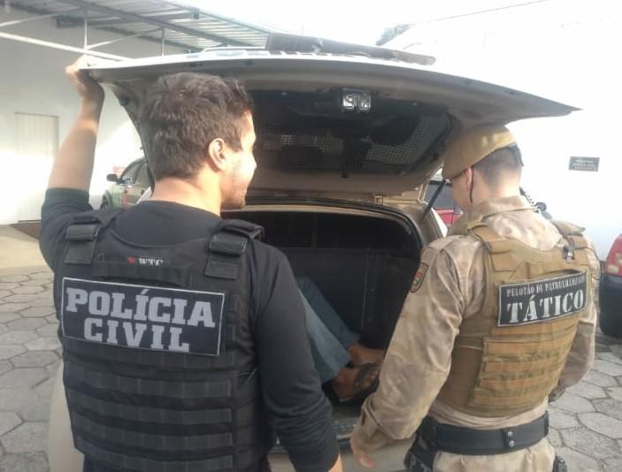 Operação conjunta da Polícia Militar e Civil prende autor de roubos em Tubarão