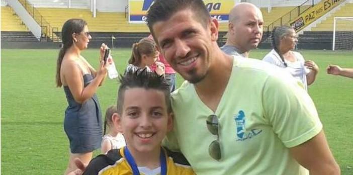Título do filho é motivo de orgulho e inspiração para Ricardinho