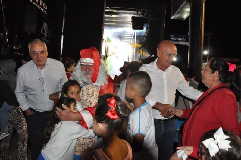 Magia de Natal chega ao Balneário Rincão