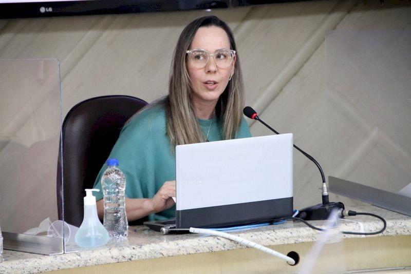 Ex-secretária de Educação de Criciúma será homenageada por vereadores