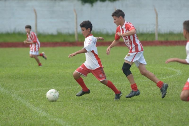 Próspera comemora 71 anos com muitos gols no Mário Balsini