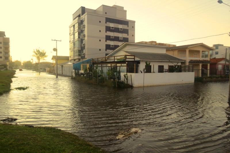 Rincão contabiliza estragos causados pelas fortes ondas