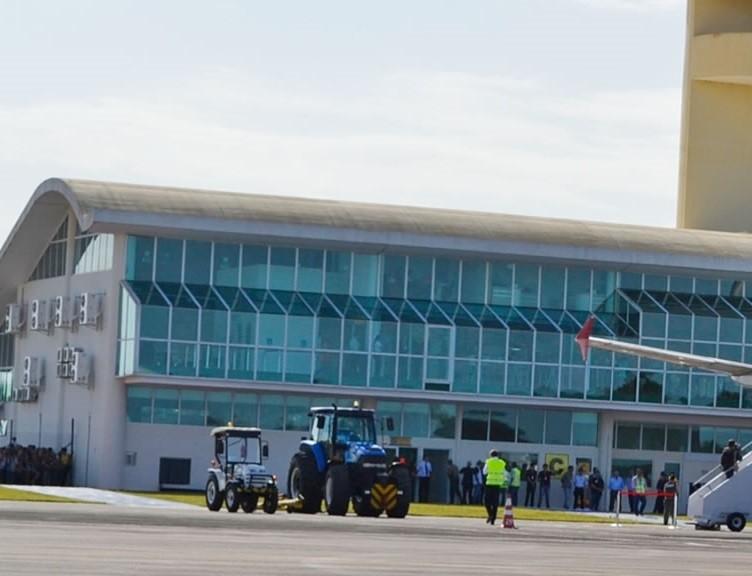 Voos da Latam seguem suspensos até exigências serem cumpridas