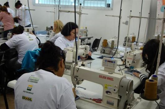 Abadeus abre inscrições para cursos na área do vestuário