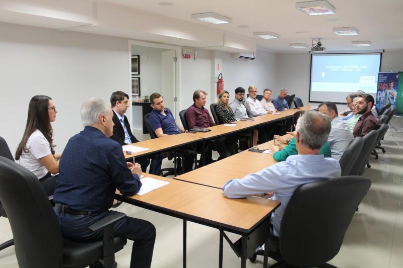 Representantes do Sul na diretoria da Fiesc participam de reunião
