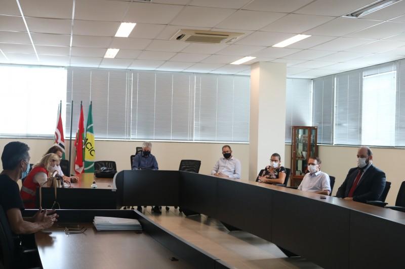 Cruz Vermelha de Criciúma busca parceiros para viabilizar produção de fraldas