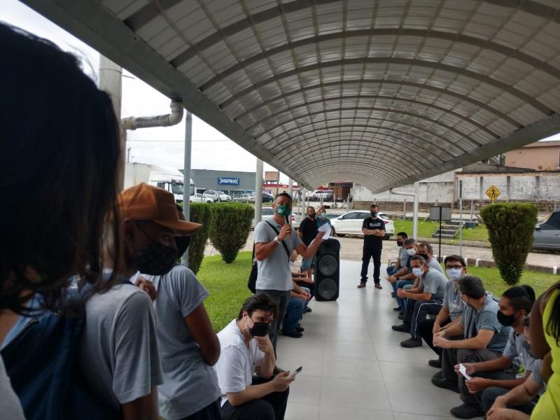 Trabalhadores das indústrias plásticas definem reivindicações; data base do setor é 1° de abril