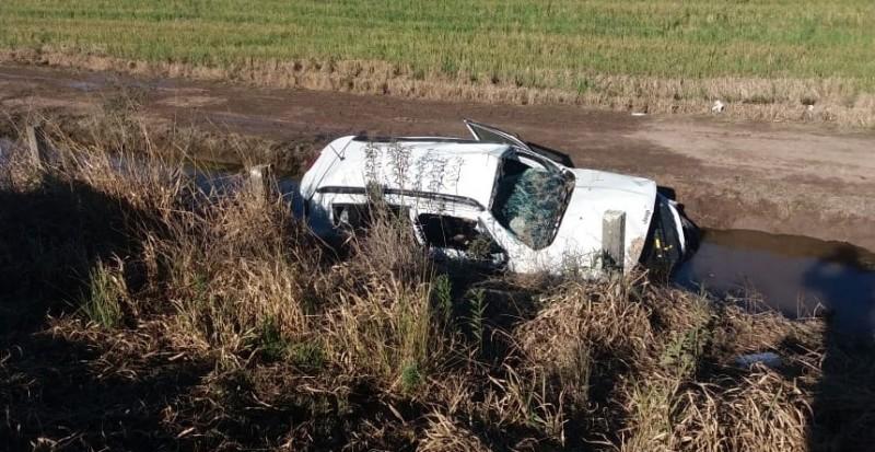 Homem morre e três ficam feridos em acidente na BR-101