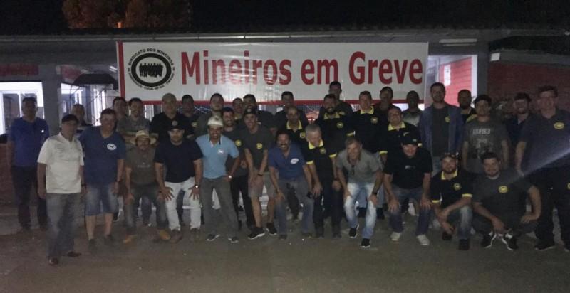Mineiros iniciam greve e aproximadamente 750 funcionários paralisam as atividades em Treviso