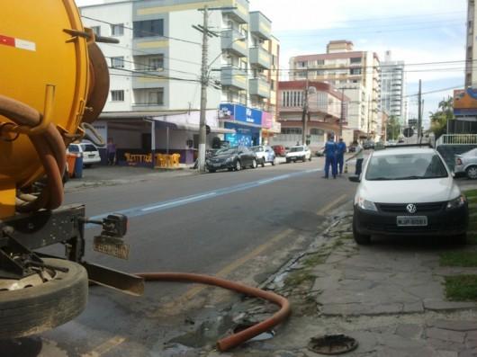 Solução para esgoto a céu aberto na Rua Joaquim Nabuco