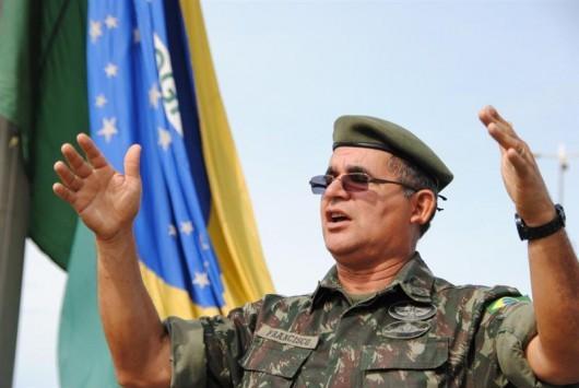 Bandeira nacional é substituída nesta segunda-feira