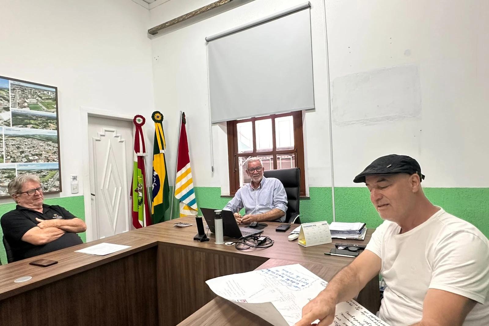 Prefeito de Cocal do Sul recebe Contur para debater turismo e planejamento urbano