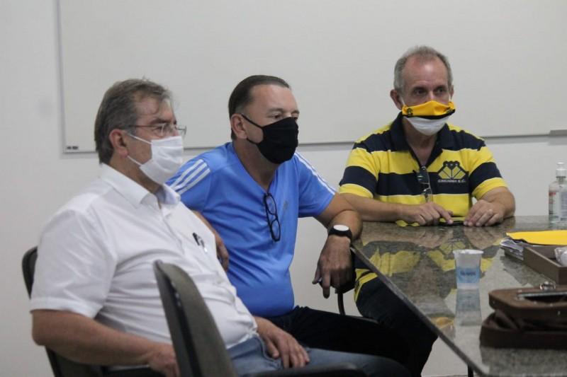 Busca por técnico, olho na base e resgate do torcedor, o discurso de Anselmo Freitas