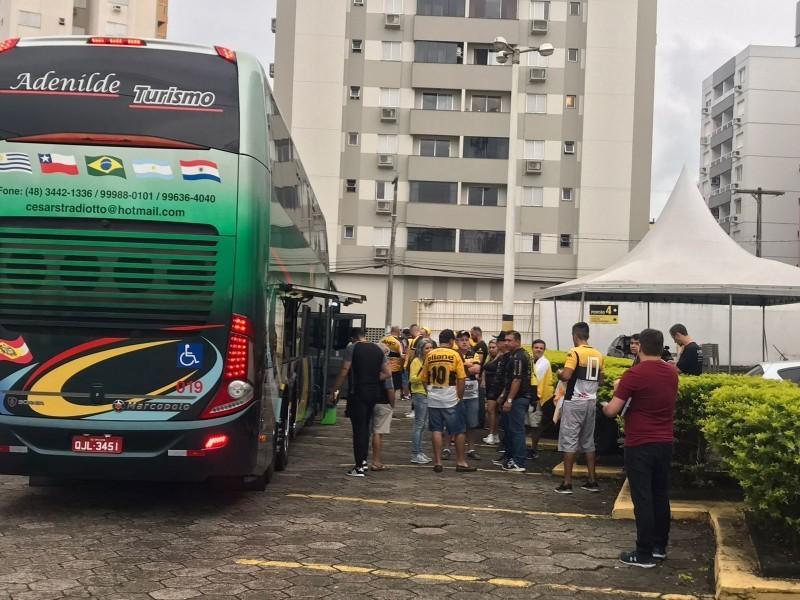Final em Brusque: Criciúma aguarda definição sobre ingressos para anunciar ônibus gratuitos