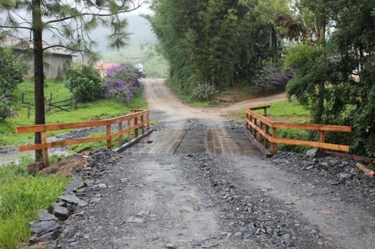 Duas pontes são reconstruídas em Rio Capivaras Alto