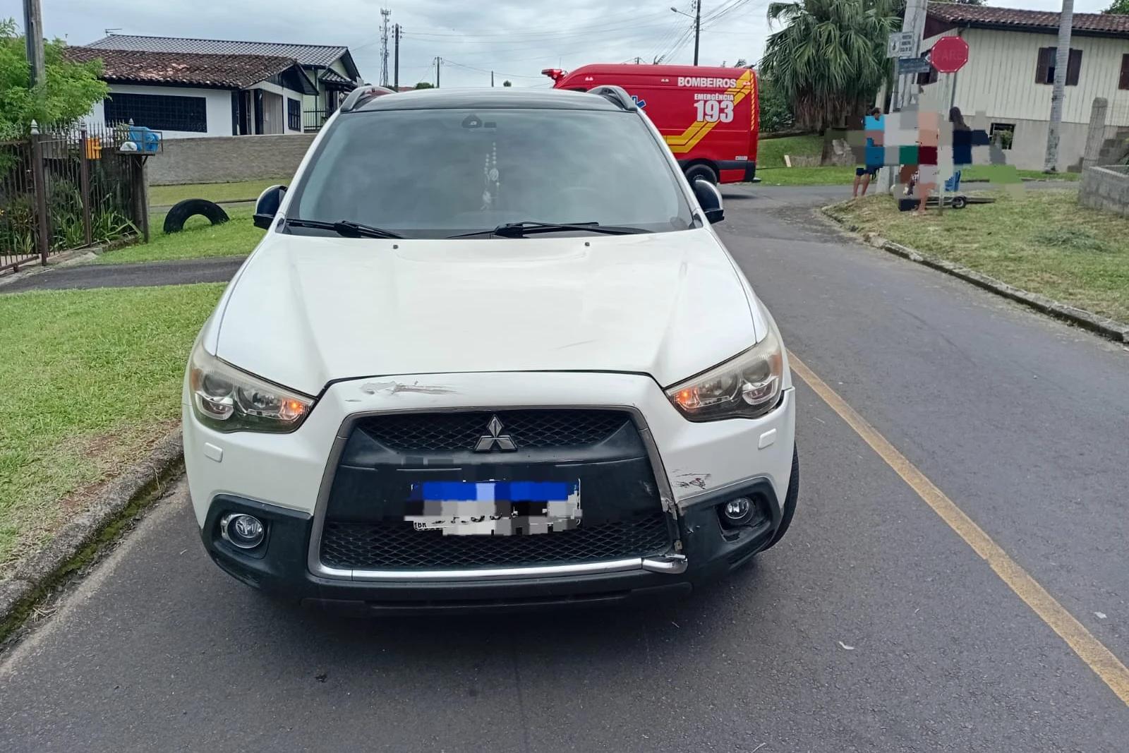 Carro e moto colidem em Cocal do Sul