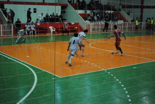 Forquilhinha mantém 100% no Campeonato Estadual de Futsal Sub-17