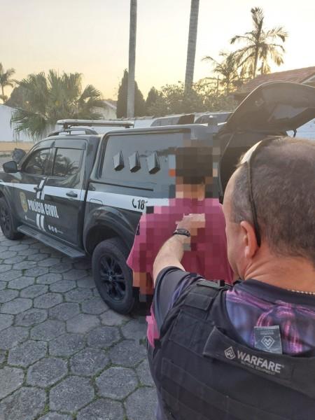Após investigação da Polícia Civil, homem é preso com cocaína e maconha em Capivari de Baixo