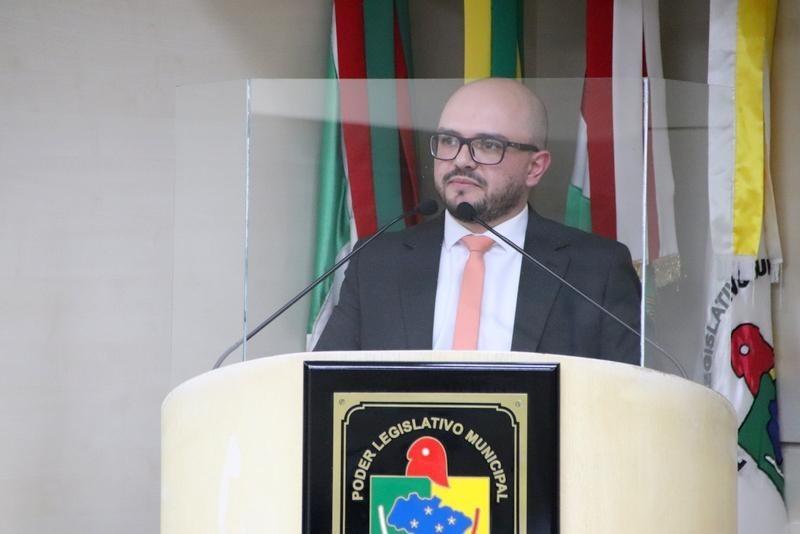 Sancionada lei que disciplina transição de governo em Criciúma