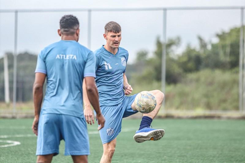 Caravaggio encerra preparação para duelo de ida da semifinal da segundona catarinense 