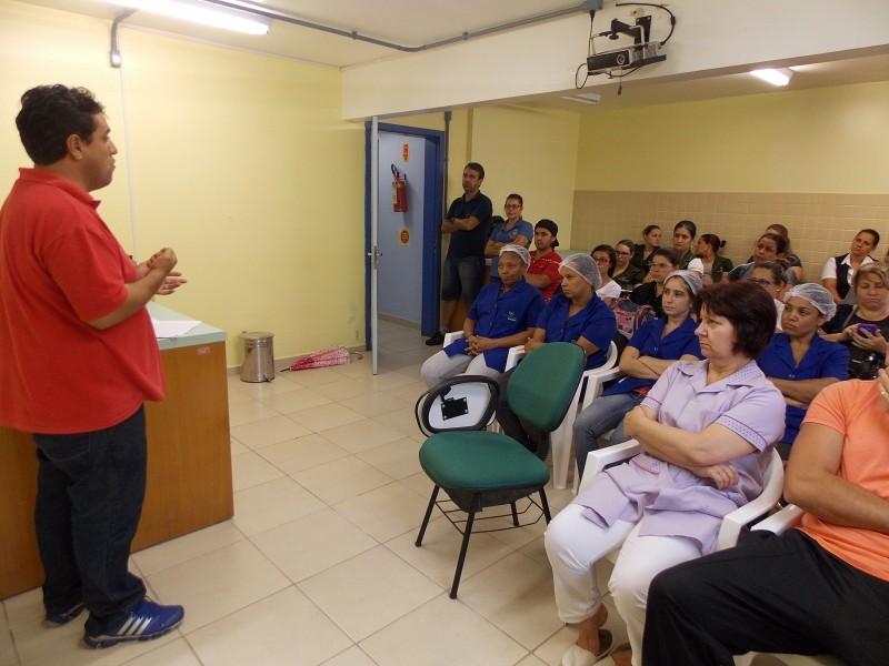 Assembleias podem definir paralisação em hospitais