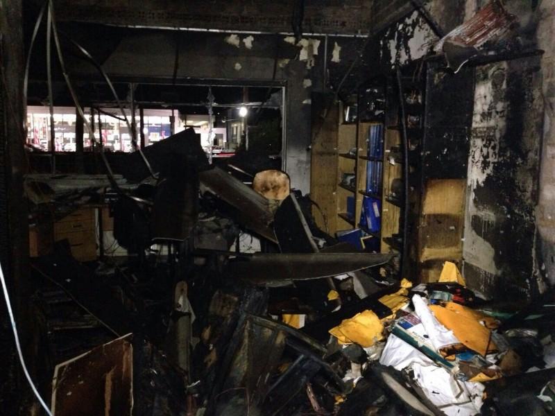 Bombeiros combatem fogo no Dnit em Tubarão