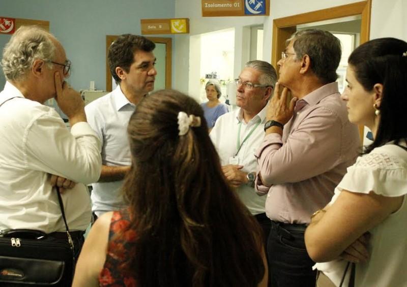 Vice garante empenho do Estado pelos hospitais