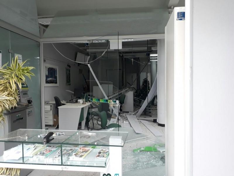 Agência do Sicoob é alvo de tentativa de assalto