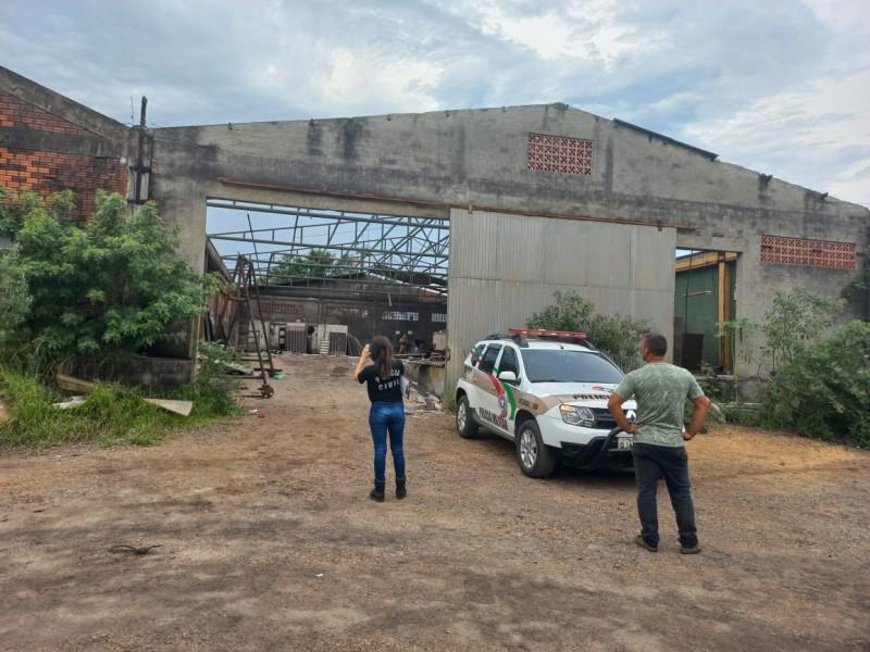 Corpo é encontrado em pavilhão abandonado em Forquilhinha